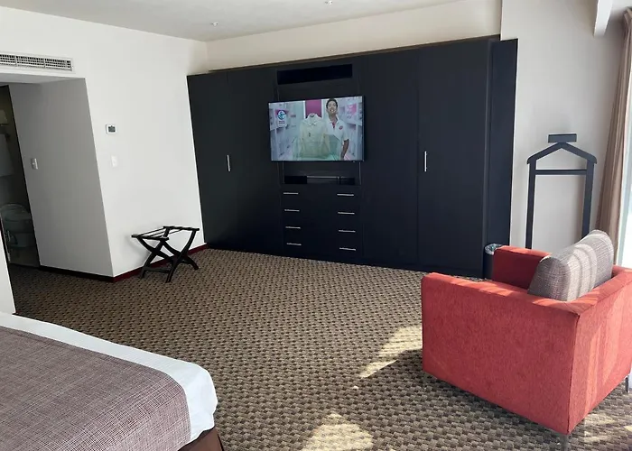 St Isidro Corporate Housing & Wellness Center Hotel 4*