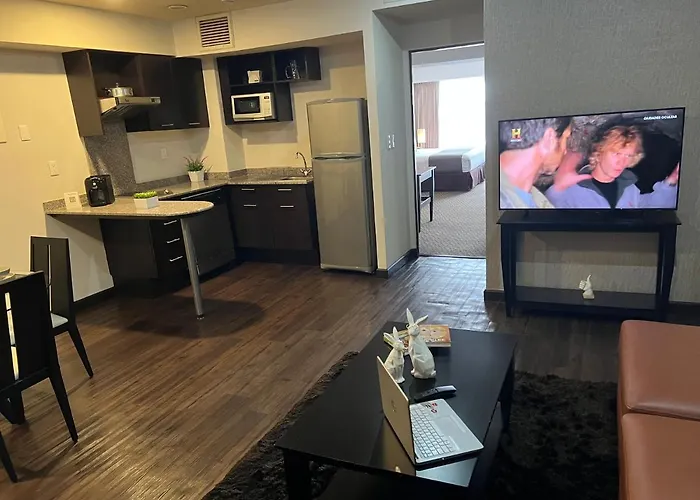 St Isidro Corporate Housing & Wellness Center 4*