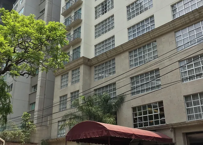 St Isidro Corporate Housing & Wellness Center 4*